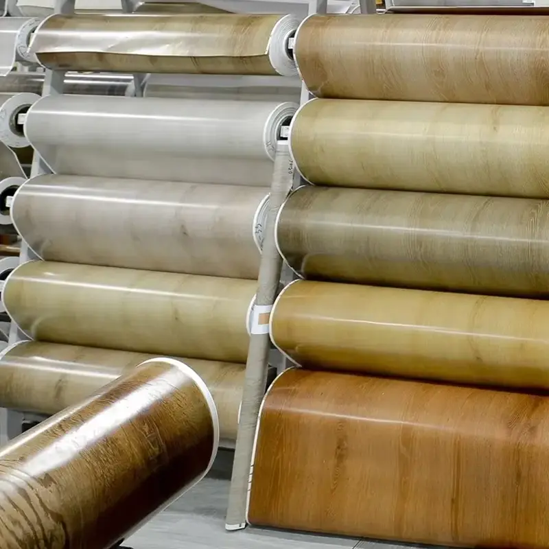 أفلام الديكور الملونة PVC للتغليف على أرضيات WPC: لماذا تغير قواعد اللعبة لأرضياتك